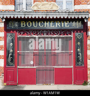 Ancienne boucherie shop façade, Saint-Riquier, Somme, Hauts-de-France, France Banque D'Images