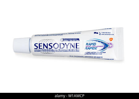 Le dentifrice Sensodyne Banque D'Images