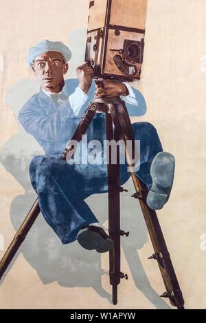 Peinture murale à l'appareil photo de Buster Keaton, Cannes, Cote d'Azur, France Banque D'Images