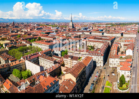 La ville de Turin vue panoramique aérienne, région du Piémont de l'Italie Banque D'Images