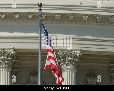 Extreme close up du drapeau sur le Capitole à Washington Banque D'Images