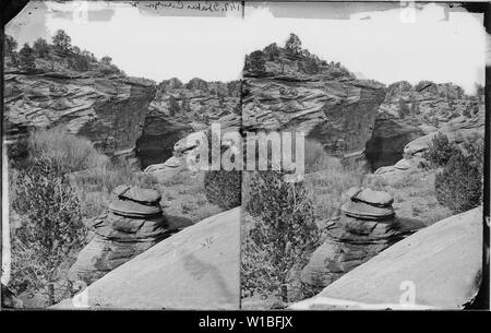 Lits de grès, 3-LACS CANYON, Kanab, Utah ; notes générales : photographié par William Bell dans le cadre de l'enquête 1872 Wheeler. Banque D'Images