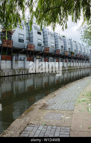 Appartements le long de la grande Union européenne à pied par Grimshaw Architects, Londres, UK Banque D'Images