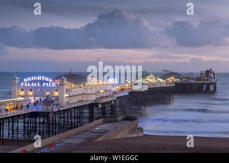 La jetée de Brighton, Sussex, Angleterre, Royaume-Uni, Europe Banque D'Images