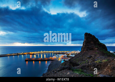 Littoral et port, Los Cristianos, Tenerife, Canaries, Espagne, Europe, Atlantique Banque D'Images