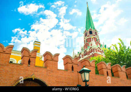 Tour Troitskaya au Kremlin Banque D'Images