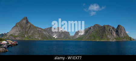 Hamnoy, îles Lofoten, Norvège. Banque D'Images