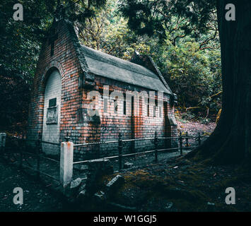Une magnifique chapelle à côté de l'abbaye de Kylemore, cela semble être une petite hutte de certaines créatures de fantaisie, . Banque D'Images