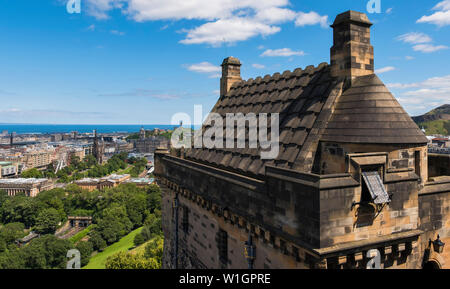 La vue du château d'Édimbourg, Edinburgh, Ecosse, Europe. Banque D'Images