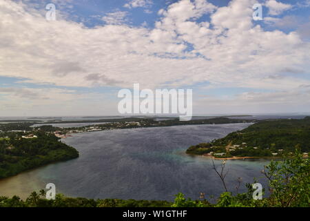 Vue depuis un point d'observation près de Neiafu, Tonga Vavau, Banque D'Images