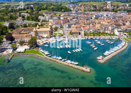 Vue aérienne de Morges château au bord de la lac Léman en Suisse Banque D'Images