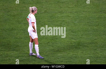 L'Angleterre Steph Houghton pendant la Coupe du Monde féminine de la fifa match de demi-finale au Stade de Lyon. Banque D'Images