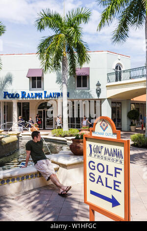 Naples Florida,Estero,Miromar Outlets,vente au détail,galerie marchande arcade,marque,rabais,Polo Ralph Lauren,magasin,magasins,entreprises,quartier,shopping shoppers s Banque D'Images