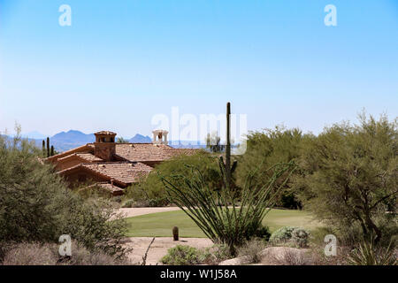 Scottsdale accueil à proximité d'un golf Banque D'Images