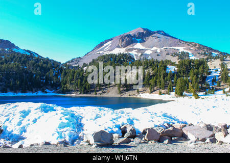 Le mont Lassen (Lassen Volcanic National Park), California, USA Banque D'Images