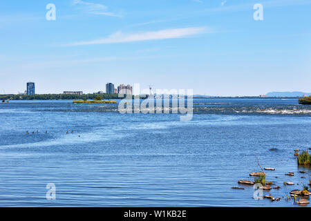 Rapides de Lachine vue vue par les rapides Park à Montréal, Québec, Canada sur une journée ensoleillée Banque D'Images