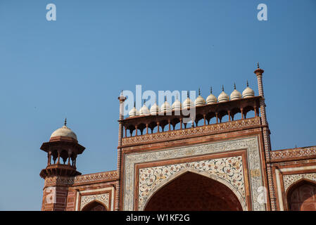 La grande porte, zone Jilaukhana, Taj Mahal, Agra, Inde Banque D'Images