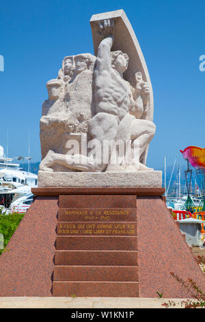 Ajaccio, France - le 6 juillet 2015 : Monument à la Résistance française par le port d'Ajaccio, Corse Banque D'Images