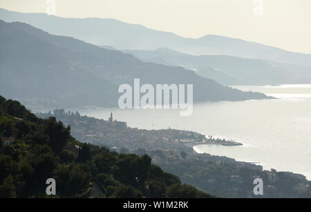 Menton, Provence-Alpes-Côte d'Azur, France. Côte d'Azur d'Azur. Banque D'Images