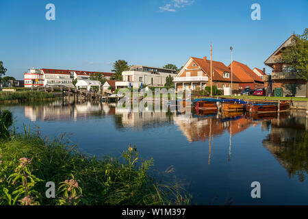 Dorf Steinhude am Steinhuder Meer, Wunstorf, Région Hanovre, Niedersachsen, Deutschland | Steinhude village au bord du lac de Steinhude à Wunstorf, district Banque D'Images