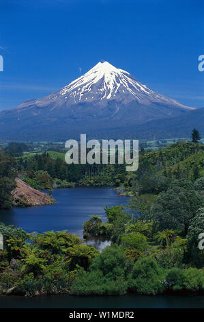 Le Mont Taranaki, près de New Plymouth, Taranaki, île du Nord Nouvelle-zélande Banque D'Images