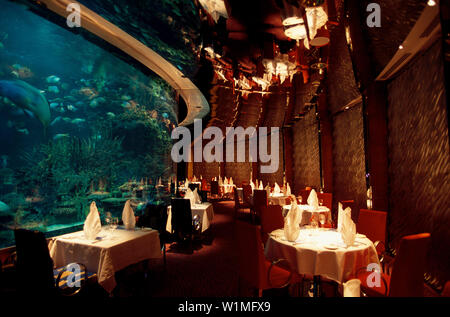 Restaurant Al Mahara, Burj Al Arab Hotel Dubai, VAE Banque D'Images