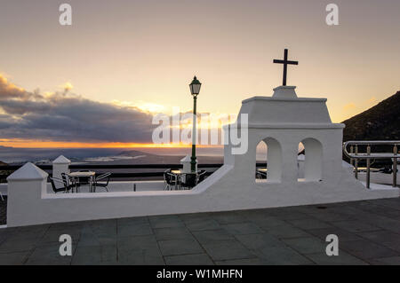 Puerto del Carmen, point de vue au coucher du soleil, Lanzarote, îles Canaries, Espagne Banque D'Images