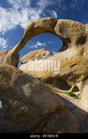 Passage de Mobius, Alabama Hills, Lone Pine nahe, Sierra Nevada, Frankreich, USA Banque D'Images