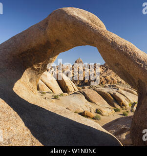 Passage de Mobius, Alabama Hills, Lone Pine nahe, Sierra Nevada, Frankreich, USA Banque D'Images