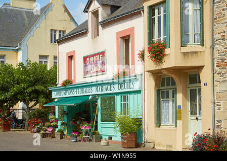 Promenade à travers la vieille ville de Malestroit, Oust et, Canal de Nantes à Brest, Departement Morbihan, Bretagne, France, Europe Banque D'Images