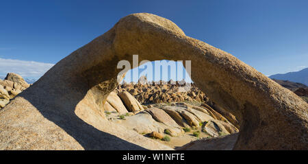 Passage de Mobius, Alabama Hills, Lone Pine nahe, Sierra Nevada, Frankreich, USA Banque D'Images