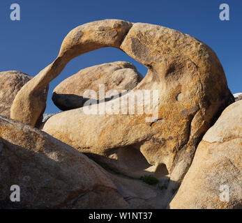 Passage de Mobius, Alabama Hills, Lone Pine nahe, Sierra Nevada, Frankreich, USA Banque D'Images