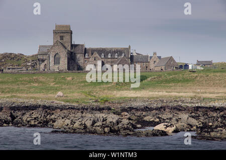 Abbaye sur Iona, au large de l'île de Mull, dans les Hébrides intérieures écossaises. Banque D'Images