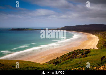 Une longue plage de sable de Florence Hill Lookout, les Catlins, île du Sud, Nouvelle-Zélande Banque D'Images