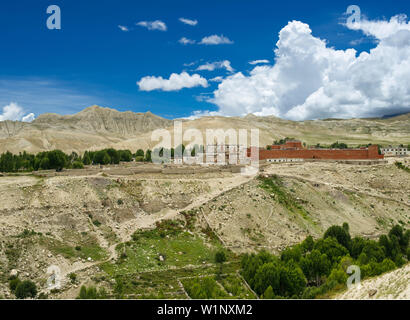 Palais du Roi et le monastère de Lo Manthang, gompa (3840 m), ancienne capitale du Royaume du Mustang et la résidence du roi Jigme Dorje Palbar Raja Banque D'Images