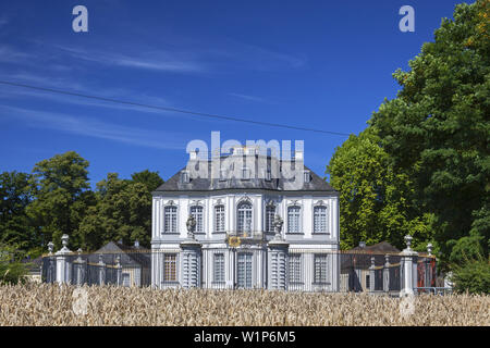 Château de Falkenlust à Bruehl, vallée du Rhin moyen, Nordrhein-Westfalen, Germany, Europe Banque D'Images