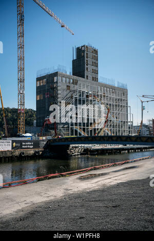 Site de construction du nouveau musée Edvard Munch en face de l'Opéra House, Oslo, Norway, Scandinavia, Europe Banque D'Images