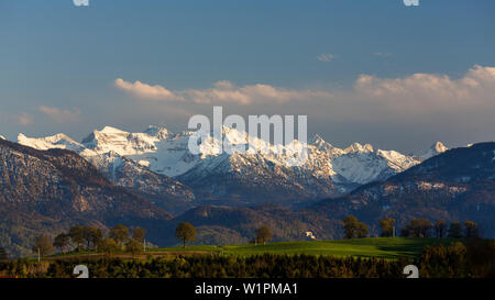 Vue de Penzberg sur Karwendel, Alpes, Upper Bavaria, Germany, Europe Banque D'Images