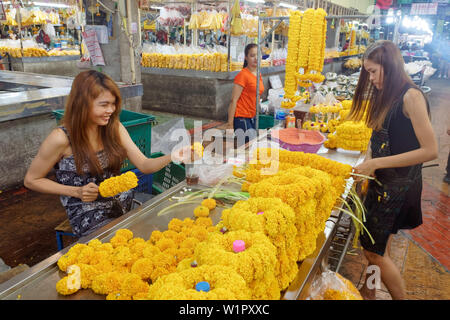 Fleurs de souci, Pak Khlong Talat , Marché aux Fleurs, Banglamphu Banque D'Images