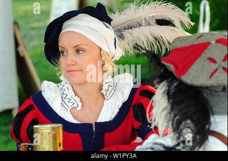 Fête médiévale les personnes en costumes, Schweden Banque D'Images
