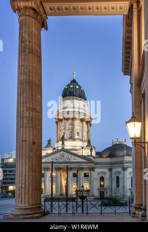 Cathédrale allemande, d'une salle de concert, les colonnes, le gendarme, marché Gendarmenmarkt, Berlin, Allemagne Banque D'Images