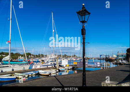Marina et le port de Lymington, Hampshire, Angleterre Banque D'Images