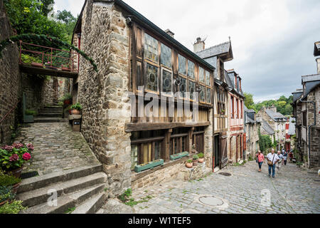 Vue sur la ville, Dinan, Bretagne, France Banque D'Images