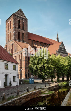 UNESCO World Heritage ville hanséatique de Wismar, Nikolai church, l'église Saint-Nicolas, Wismar, Schleswig-Holstein, Allemagne Banque D'Images