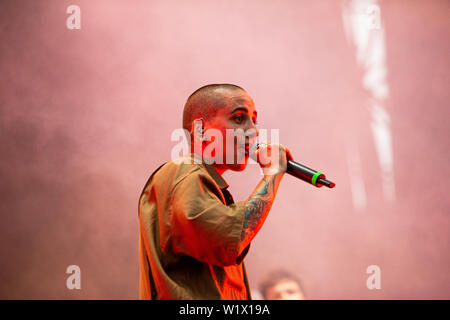 Legnano, Italie Milan 1er juillet 2019 Coma Cose live Rugby Sound Festival 2019 © Roberto Finizio / Alamy Banque D'Images