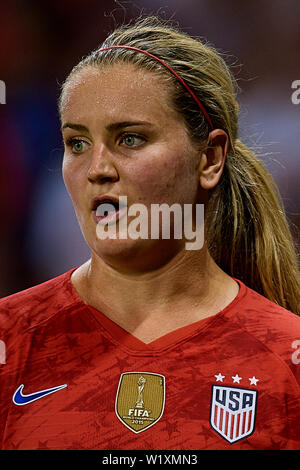 LYON, FRANCE - 02 juillet : Lindsey Horan des USA cherche sur pendant le 2019 Coupe du Monde féminine de la fifa France match de demi-finale entre l'Angleterre et USA au Stade de Lyon le 2 juillet 2019 à Lyon, France. (Photo de David Aliaga/MO Media) Banque D'Images