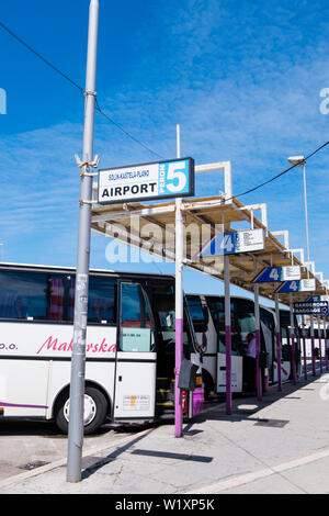 Station de bus par le port, Split, Dalmatie, Croatie Banque D'Images