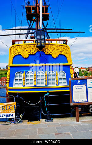 Captain Cooks Endeavour Réplique de bateau, Whitby, North Yorkshire, Angleterre Banque D'Images