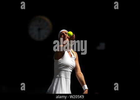 Londres, Royaume-Uni. Le 04 juillet, 2019. Wimbledon, 4 juillet 2019 - Petra Kvitova en poste au cours de son deuxième tour contre Kristina Mladenovic aujourd'hui à Wimbledon. Crédit : Adam Stoltman/Alamy Live News Banque D'Images