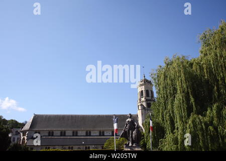 L'église saint Léopold et de la guerre franco-prussienne Memorial à Honfleur, France Banque D'Images